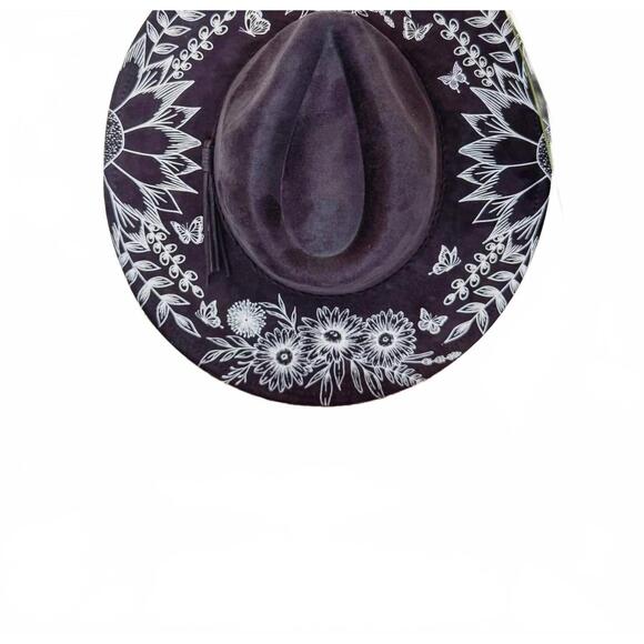 NEW WILLIE & DOLLY DESIGNS women\'s engraved floral hat in black